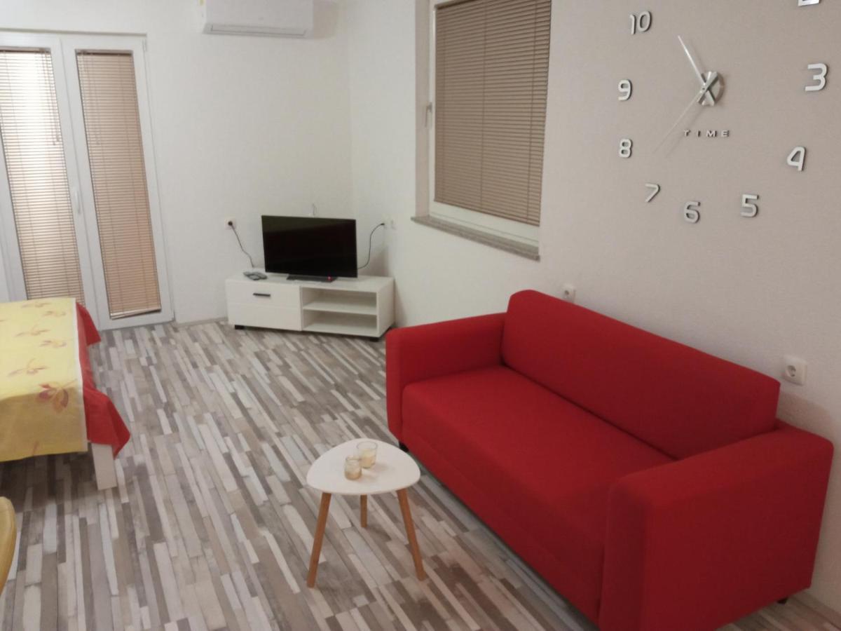 Studio Apartman Matkovic 伊莫茨基 外观 照片